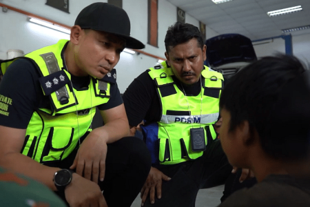 22 kids, 3 disabled adults rescued from traffickers in M'sia