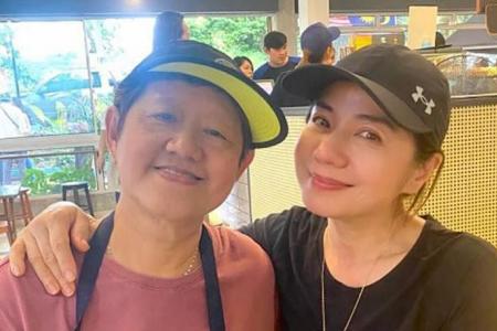 Retired Hong Kong screen goddess Cherie Chung spotted at ice kacang shop in Malaysia