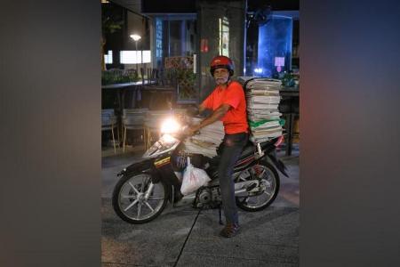 What keeps one newspaper vendor going despite increasingly tough times