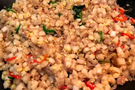  Stir-fry with fresh crunch from banana stems