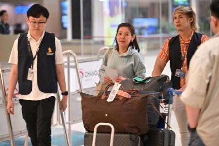 SQ relief flight from Bangkok arrives in Singapore at 5am