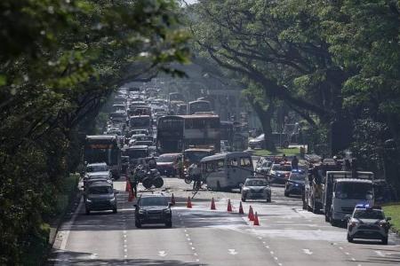 Accident in Bukit Timah: 2 schoolkids taken to NUH; 4 arrested