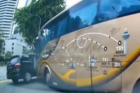 Bus driver assisting police with investigations after hitting car near Orchard Road