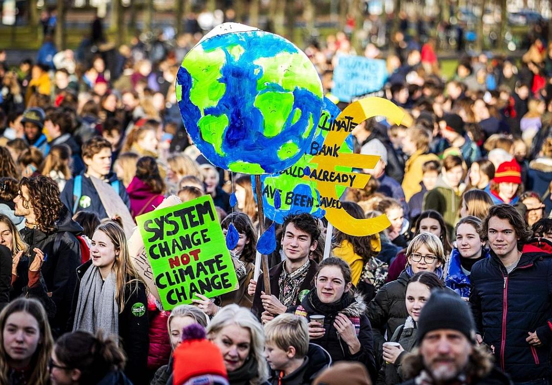 Climate change seen as top threat: International poll