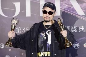MC HotDog won the Best Male Singer (Mandarin) prize for the album Disgusted Artist.