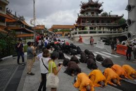 The "three steps, one bow" ceremony is a yearly event at Kong Meng San Phor Kark See Monastery. 