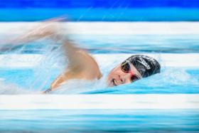 Gan Ching Hwee eclipsed her previous mark of 16:10.61 set in June at the Singapore National Swimming Championships.