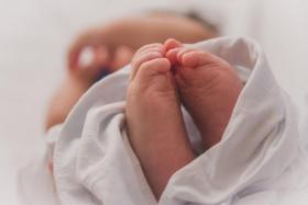 Longer parental leave a 'nice little extra' for couples