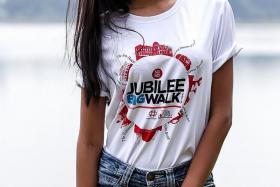 LIMITED EDITION: The New Paper New Face 2015 finalist Tanisha Lissa Khan in the limited-edition SG50 Jubilee Big Walk 2015 T-shirt by Denizen.