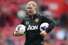Former Man United midfielder Paul Scholes has pulled out of the Battle of Europe match.