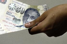 Cash still king in Singapore,  due to privacy concerns