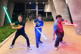 No Star Wars backlash for S&#039;pore fans who make lightsaber duel video