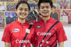 Singapore bowlers Daphne Tan (left) and Darren Ong.