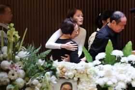 Over 100 family members, friends pay last respects to Ben Goi 