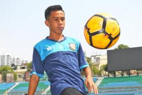 Farhan Zulkifli’s desire to improve is second to none, says Hougang United U-18 coach Han Yiguang. 
