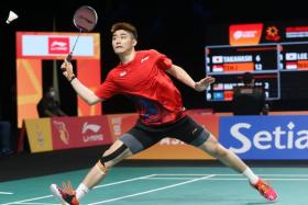 Jason Teh outlasted unranked Koo Takahashi 21-15, 13-21, 21-18 after an hour&#039;s battle. 
