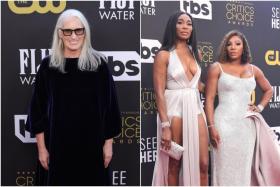 Director Jane Campion (left), Venus Williams and Serena Williams at the Critics Choice Awards on March 13, 2022. 