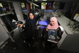 Director Madam Erfanah Hashim (left) and Manager Ms Zakiah Hanim of Vybe’s Hairdressing, on April 28, 2022.
