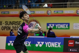 Singapore&#039;s world No. 7 Loh Kean Yew progressed to the India Open quarter-finals after beating Denmark&#039;s Hans-Kristian Vittinghus 21-18, 21-17. 
