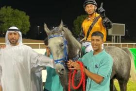 The Abdullah Aboo Bakker-trained Kassab (K456, Uzair Sharudin) beating Leopard Eclipse (track rider in checked sleeves) in barrier trial No. 2 at Sungai Besi on Nov 19.
