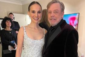 Mark Hamill met his Star Wars “mother”, American actress Natalie Portman, at the ceremony.