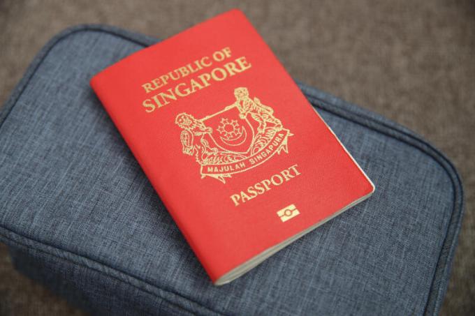 how-the-lack-of-an-app-may-have-delayed-a-passport-and-a-journey-latest-singapore-news-the